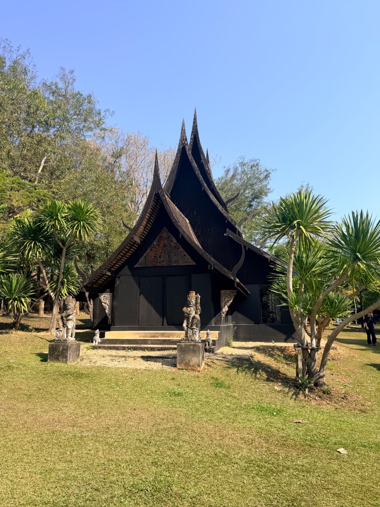 Baan Dam Museum